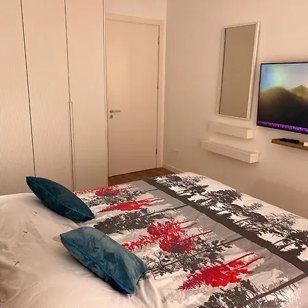 Four C 240-b Gc Apartment